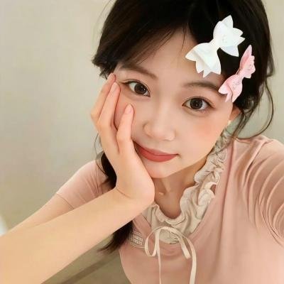 她眼中的世界 海报